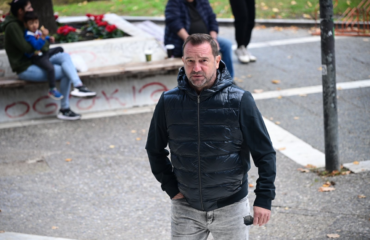 Ν.Πλακιάς για δίκη Τεμπών: «Όποιος προσπαθήσει να σπιλώσει την μνήμη των παιδιών θα ισοπεδωθεί»