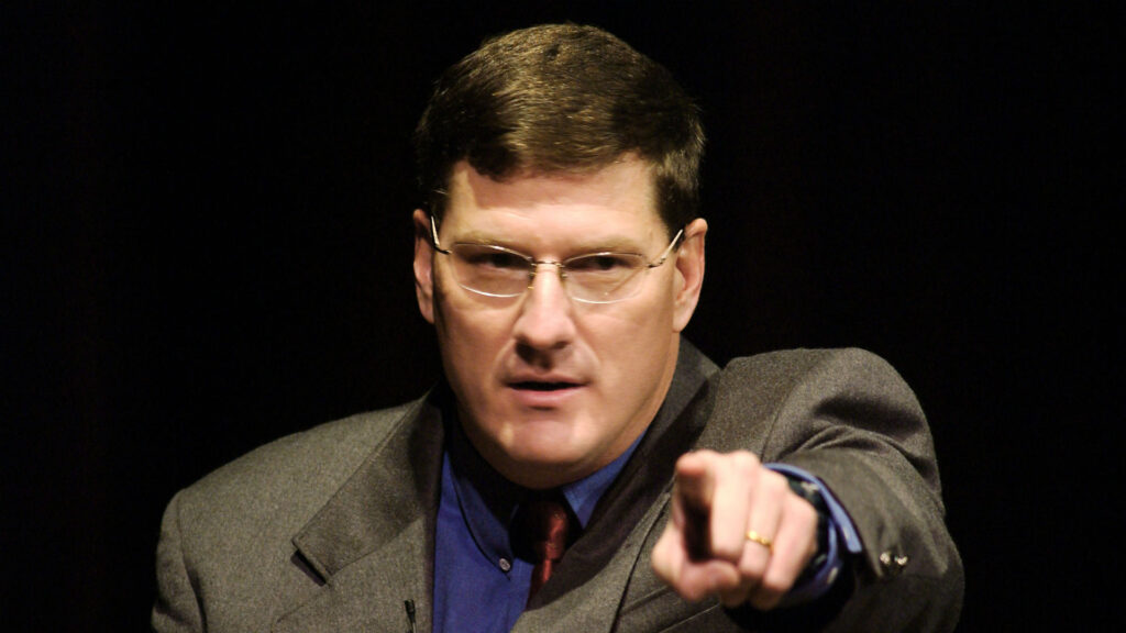 Σκοτ Ρίτερ: «Το Ιράν να  κτυπήσει τις μονάδες αφαλάτωσης νερού σε ΗΑΕ και Ισραήλ»!