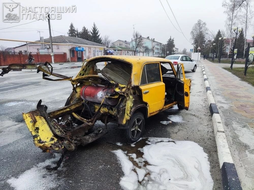 Ουκρανικό FPV κτύπησε εν κινήσει όχημα στο Μπέλγκοροντ: Δείτε φωτογραφίες