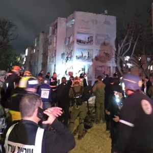 Ο ισραηλινός «θόλος» αεράμυνας δεν μπορούσε να αναχαιτίσει τους ιρανικούς πυραύλους στην Ντιμόνα