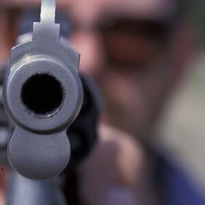 Ιωάννινα: Αστυνομικός αυτοπυροβολήθηκε στο κεφάλι με το υπηρεσιακό του όπλο στο Αστυνομικό Μέγαρο! (upd)