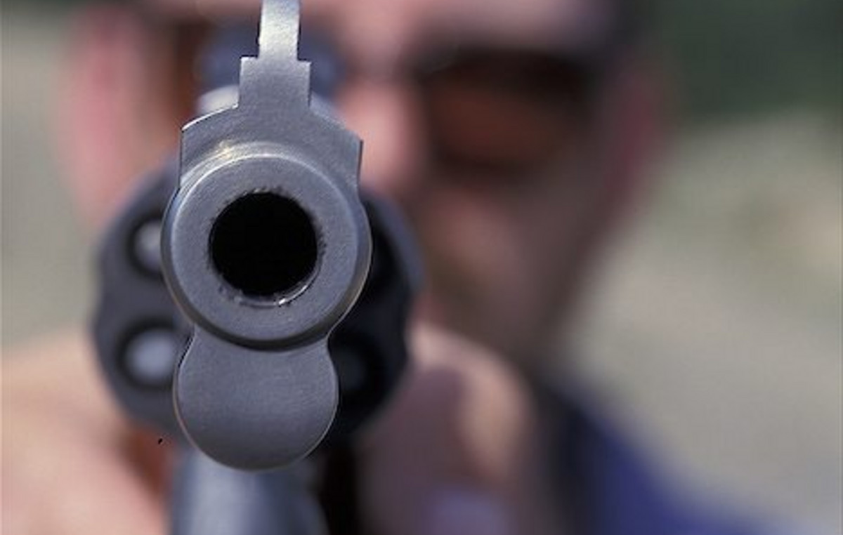 Ιωάννινα: Αστυνομικός αυτοπυροβολήθηκε στο κεφάλι με το υπηρεσιακό του όπλο στο Αστυνομικό Μέγαρο! (upd)