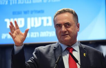 Ισραηλινός υπουργός Άμυνας κατά Ιράν: «Αν συνεχιστούν οι επιθέσεις θα κτυπήσουμε σκληρά – Θα πάτε δεκαετίες πίσω»