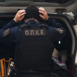 Εξαρθρώθηκε μία ακόμα εγκληματική οργάνωση που διέπραττε απάτες σε βάρος του ΕΦΚΑ και του Δημοσίου