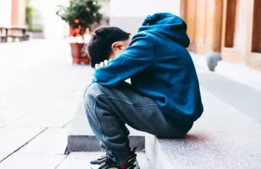 Ανήλικος στην Πάτρα έπεσε θύμα ξυλοδαρμού από 17χρονο: Για την υπόθεση συνελήφθη και ο πατέρας του