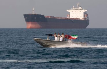 Ιράν: Ανοικτά τα Στενά του Ορμούζ για πλοία από μη εχθρικές χώρες