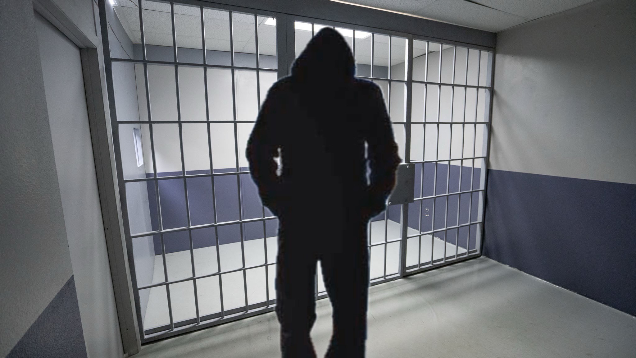 Ρομά έκανε live μετάδοση μέσω TikTok μέσα από το κελί του στον Κορυδαλλό – Η στιγμή που τον «τσάκωσαν» (βίντεο)