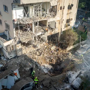 Νέα «απόρρητα» πλάνα από την καταστροφή πολυώροφων κτηρίων στο Τελ Αβίβ: Ισοπεδώθηκαν από ιρανικούς πυραύλους (vid)