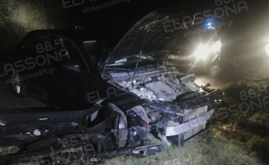 Φονικό τροχαίο στην Ελασσόνα: Ένας νεκρός μετά από σφοδρή σύγκρουση αυτοκινήτων (φωτο)
