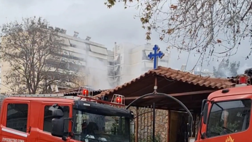 Λιοσίων: Φωτιά σε αποθήκη ναού που χρησιμοποιούνταν ως «καβάτζα» για ναρκωτικά