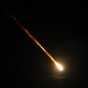 Βίντεο: Ιρανικός πύραυλος αλλάζει «στο παρά πέντε» πορεία για να αποφύγει ισραηλινό αναχαιτιστικό