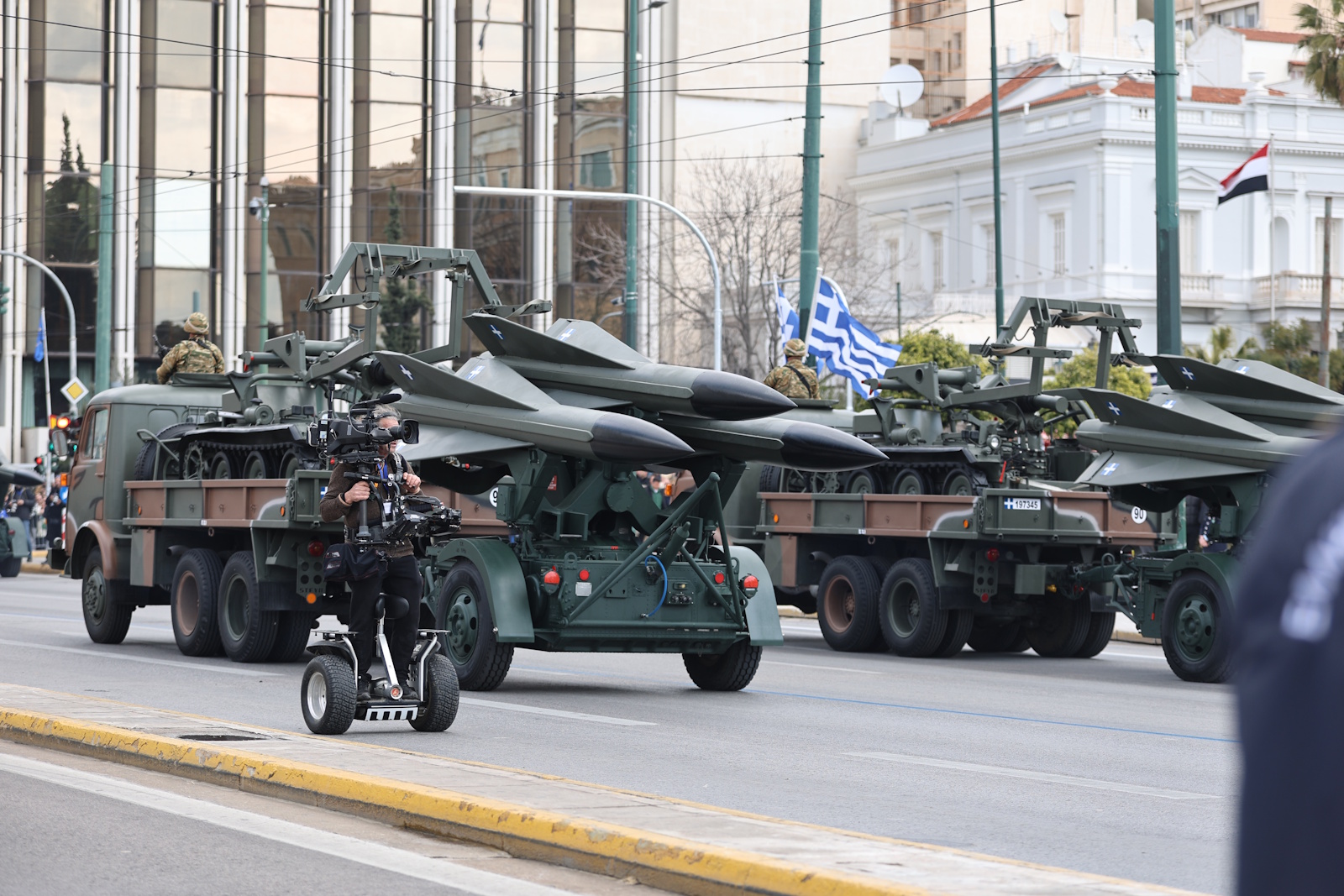 Τα νέα οπλικά συστήματα της χώρας που παρουσιάστηκαν στην στρατιωτική παρέλαση της 25ης Μαρτίου (upd)