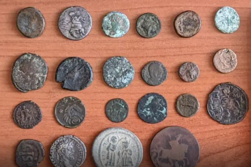 Κέρκυρα: Χειροπέδες σε 41χρονο που στην κατοχή του βρέθηκαν 22 αρχαία νομίσματα