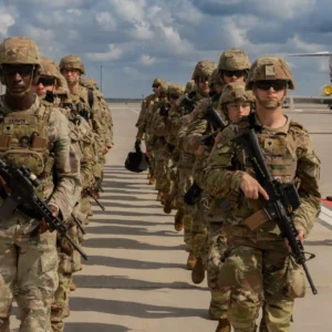 Φιάσκο η πρόθεση των ΗΠΑ για διπλωματία: Ο Ν.Τραμπ κερδίζει χρόνο για να προετοιμάσει καλύτερα την χερσαία εισβολή