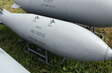 Η Ουκρανία ισχυρίζεται πως βομβάρδισε την ρωσική περιφέρεια Λένινγκραντ με FAB-500 που ρίφθηκαν από αεροσκάφη A-22