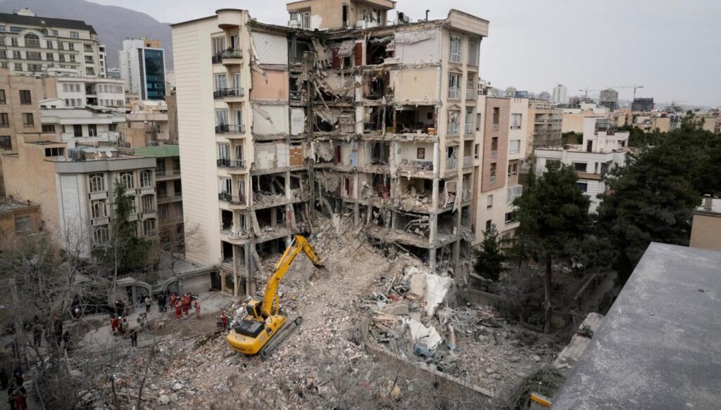 ΗΠΑ: «Έχουμε καταστρέψει πάνω από τα δυο τρίτα των εγκαταστάσεων παραγωγής πυραύλων του Ιράν»