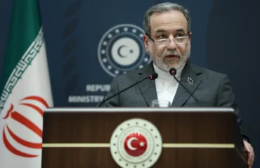 Ιρανός ΥΠΕΞ: «Στρατιώτες των ΗΠΑ χρησιμοποιούν πολίτες σε χώρες του Κόλπου ως ανθρώπινη ασπίδα»