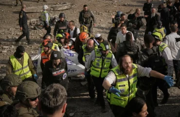 Ολοκληρωτική καταστροφή στην πόλη Μπέιτ Σέμες του Ισραήλ μετά την ιρανική πυραυλική επίθεση: Δείτε βίντεο