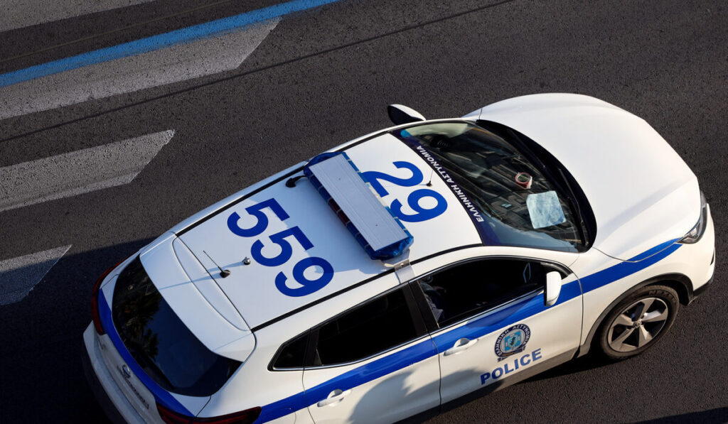 Αχαία: Εισβολή οπλοφόρων σε κατοικία – Κτύπησαν μητέρα και κόρη