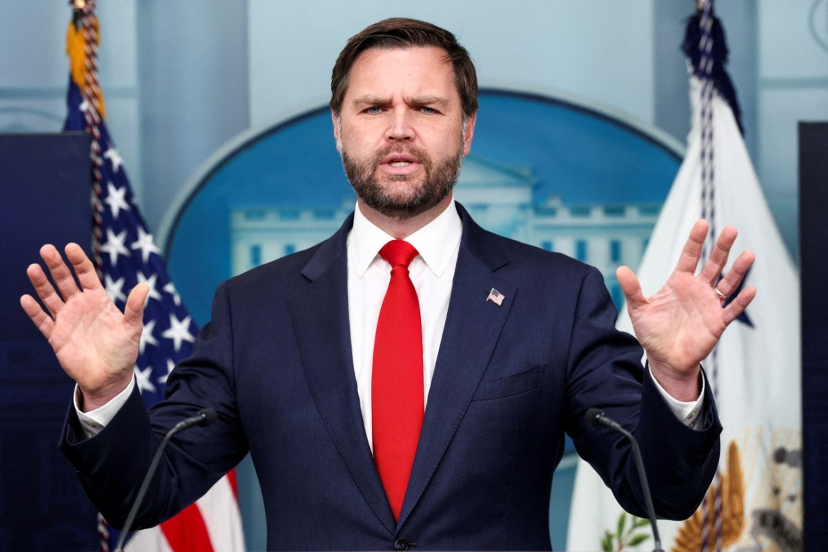 Τ.Ν.Βανς για πόλεμο στο Ιράν: «Έχουμε πετύχει τους περισσότερους στρατιωτικούς στόχους – Σύντομα θα αποχωρήσουμε»