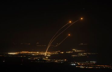 Το Ιράν επιτέθηκε με drones στη Χάιφα: Στο στόχαστρο «ψηφιακά» και γεωεντοπιστικά κέντρα του Ισραήλ (βίντεο)