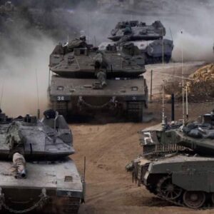 Το πάει στα άκρα το Ισραήλ: Στέλνει δεκάδες άρματα μάχης Merkava στον νότιο Λίβανο