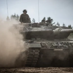 Βίντεο: Οι ρωσικές δυνάμεις διέλυσαν δεκάδες ουκρανικά άρματα μάχης στην περιοχή Βολτσάνσκ