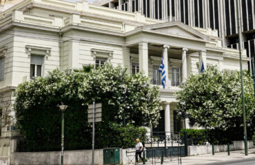 ΥΠΕΞ για επιθέσεις σε χριστιανική κοινότητα στη Συρία: «Παρακολουθούμε στενά τις εξελίξεις»