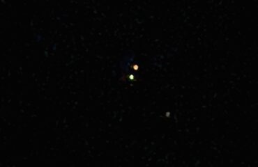 Ανεξήγητο φαινόμενο στον ουρανό του Ελσίνκι: Φωτεινά αντικείμενα πετάξαν χαμηλά πάνω από σπίτια