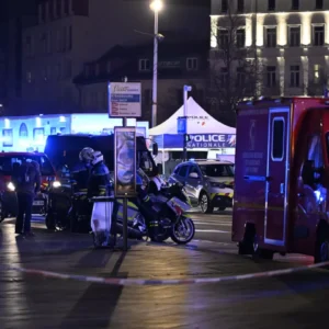 Παραλίγο νέο Κραν Μοντανά στη Γαλλία: Φωτιά σε κλαμπ με 750 θαμώνες κοντά στο Στρασβούργο (βίντεο)