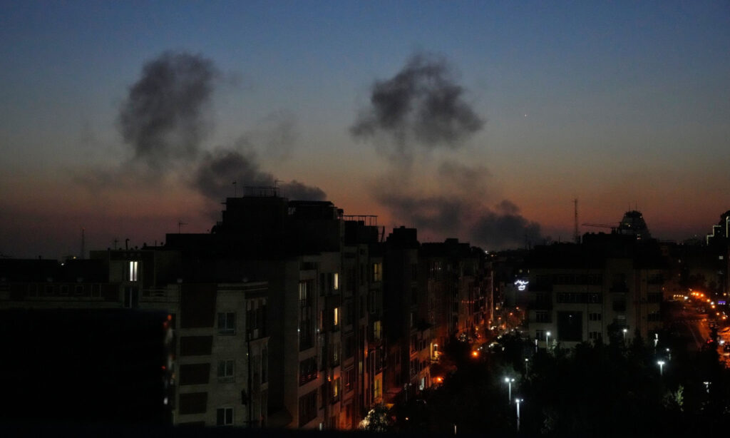 Ιράν: Διακοπή ρεύματος σε περιοχές της Τεχεράνης λόγω αεροπορικών πληγμάτων