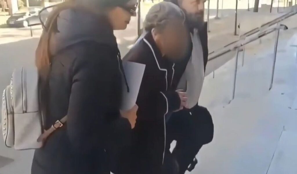 Θεσσαλονίκη: Στα δικαστήρια η 77χρονη – Τι υποστηρίζει για τον θάνατο του 82χρονου συζύγου της