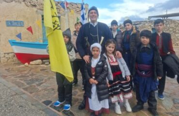 Ακόμα στην Γαύδο παραμένουν εγκλωβισμένοι οι μαθητές και οι γονείς του δημοτικού σχολείου Βούλας