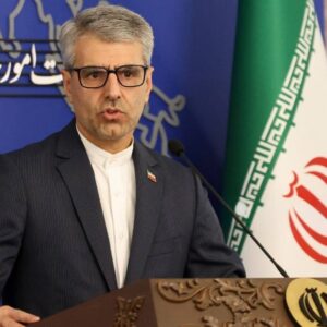 Ο Ιρανός πρεσβευτής παραμένει στη Βηρυτό παρά την προθεσμία του Λιβάνου (βίντεο)