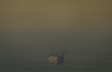 Ιράν: Οι Φρουροί της Επανάστασης φέρονται να έπληξαν πλοίο που ανήκει στο Ισραήλ