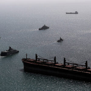 Το Ιράν ενέκρινε σχέδιο για την επιβολή διοδίων στα πλοία που διέρχονται από τα Στενά του Ορμούζ