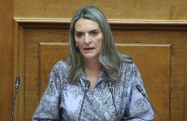 Πέτη Πέρκα: Στο «τιμόνι« της Νέας Αριστεράς ύστερα από την παραίτηση του Α.Χαρίτση