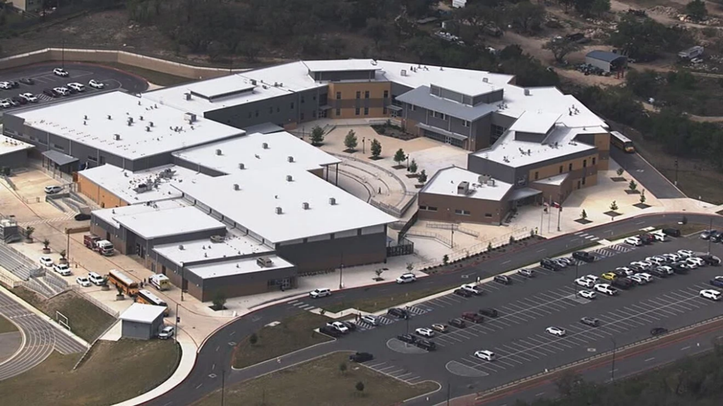 ΗΠΑ: 15χρονος μαθητής πυροβόλησε καθηγήτρια Λυκείου στο Τέξας και μετά αυτοκτόνησε (βίντεο)