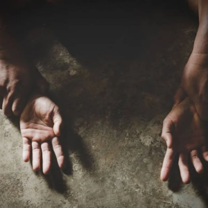 Πειραιάς: Συνελήφθη 27χρονος Παλαιστίνιος που επιτέθηκε σε 54χρονη και επιχείρησε να τη βιάσει