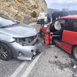 Αιματηρό τροχαίο στη Θεσσαλονίκη: Σκοτώθηκε μια 45χρονη μετά από μετωπική σύγκρουση του ΙΧ της με άλλο όχημα