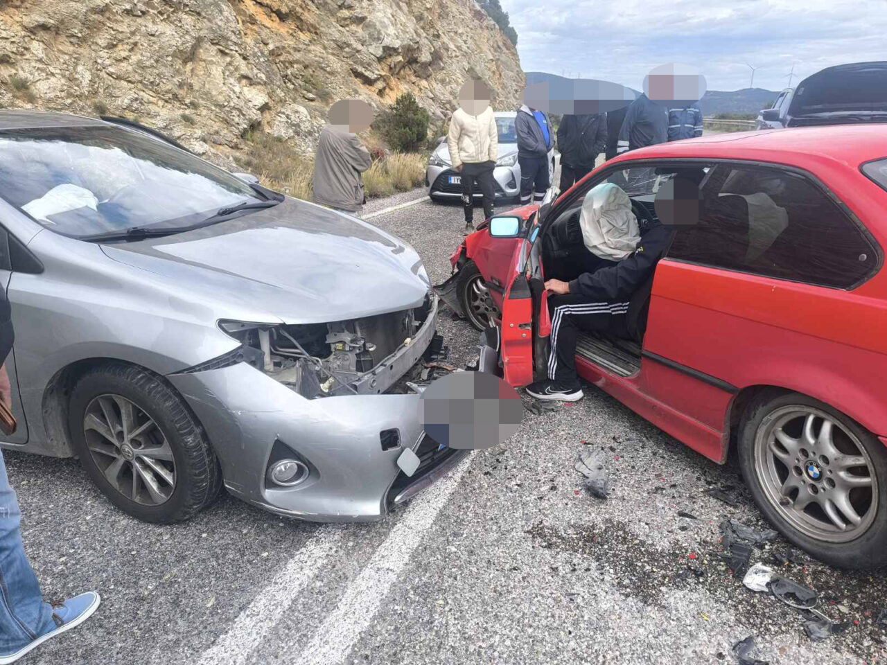 Αιματηρό τροχαίο στη Θεσσαλονίκη: Σκοτώθηκε μια 45χρονη μετά από μετωπική σύγκρουση του ΙΧ της με άλλο όχημα