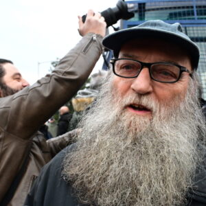 Έγκλημα στα Τέμπη – Χ.Χούπας: «Αδιανόητο να κοιτάζω τη δίκη που αφορά το παιδί μου μέσα από ένα μόνιτορ»