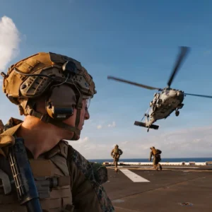 Οι ΗΠΑ στέλνουν μεταφορικά ελικόπτερα στην Μέση Ανατολή: Πλησιάζει η χερσαία επέμβαση