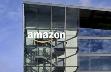 Financial Times: Ισχυρό πλήγμα σε υπηρεσία της Amazon στο Μπαχρέιν μετά από ιρανική επίθεση