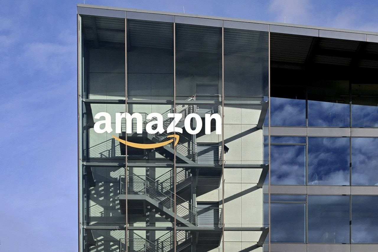 Financial Times: Ισχυρό πλήγμα σε υπηρεσία της Amazon στο Μπαχρέιν μετά από ιρανική επίθεση