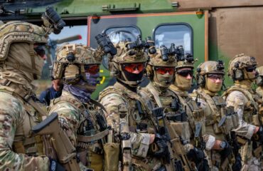 Οι Ρώσοι κατέστρεψαν για πρώτη φορά κτήριο με Βέλγους μισθοφόρους στην Κονσταντινόβκα – Δείτε βίντεο