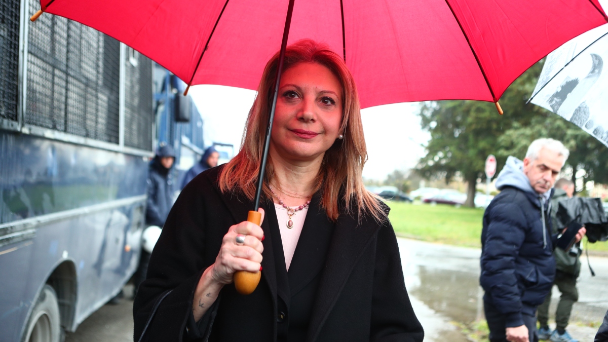 Μ.Καρυστιανού: «Δεν μπορεί να γίνει η δίκη αν δεν είμαστε οι συγγενείς μέσα στη αίθουσα»