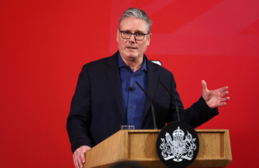 Κ.Στάρμερ: «Η Βρετανία δεν πρόκειται να παρασυρθεί στον πόλεμο μεταξύ ΗΠΑ, Ισραήλ και Ιράν»