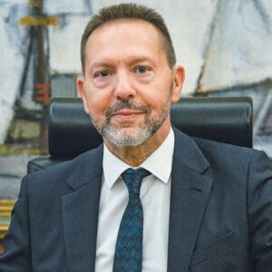 Το «ξεκόβει» και ο Γ.Στουρνάρας: «Θα ήταν τεράστιο λάθος οι εκλογές εν μέσω πολέμου στον Κόλπο»