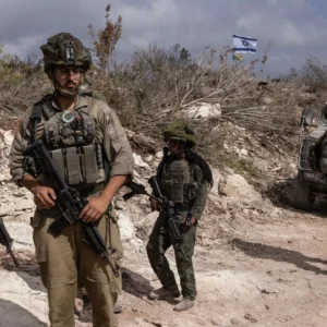 «Κραυγή» από τους γονείς των Ισραηλινών στρατιωτών στο Λίβανο: «Έχουν βαριές απώλειες – Δεν έχουν αεροπορία»